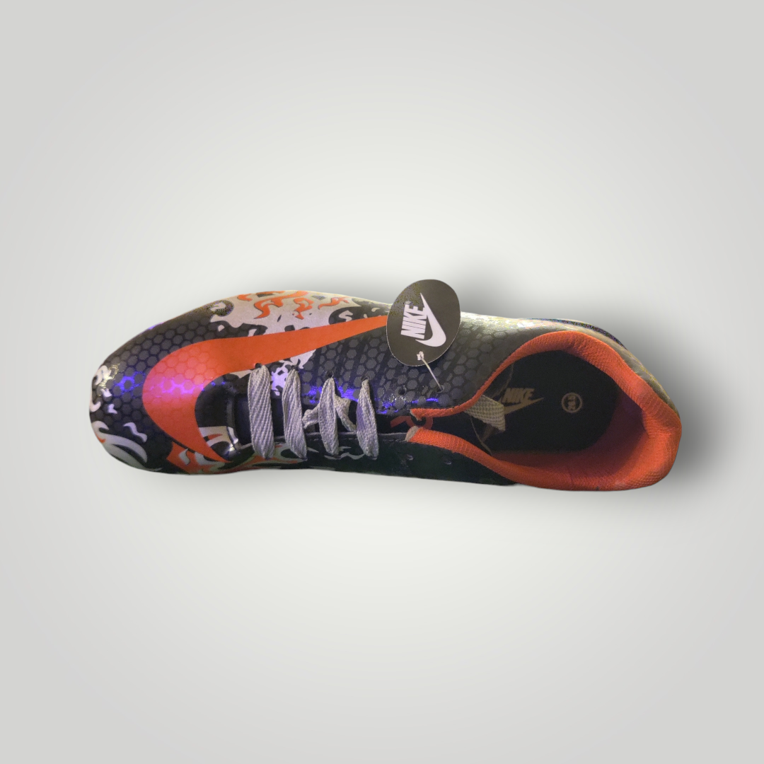 Tachones de Futbol Pasto Natural Nike Modelo CRISTIANO Color Negro Plata Rojo del 25 al 28.5 Mx