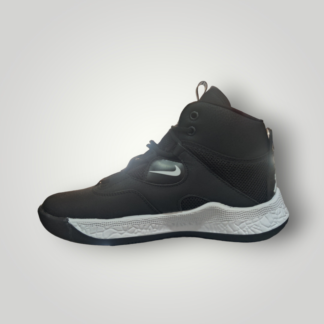 Sneakers Jordan Estilo 091 color Negro Blanco Tallas 25 al 29,5 Mx