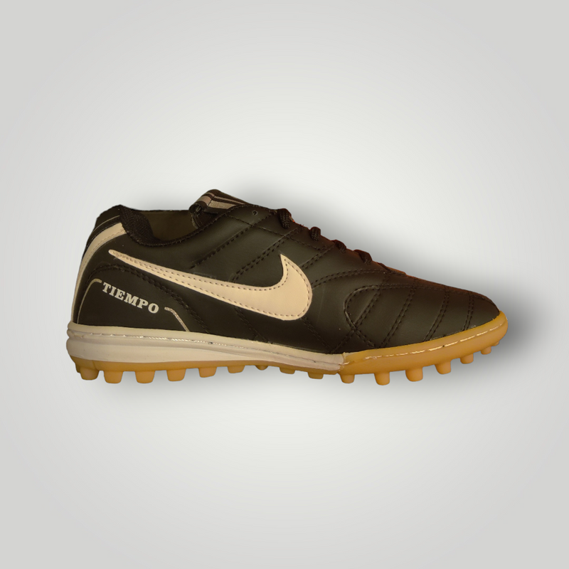 Tenis de Futbol Rápido Modelo TIEMPO LEGEND 3 Color Negro Blanco Tallas del 25 al 28.5 Mx