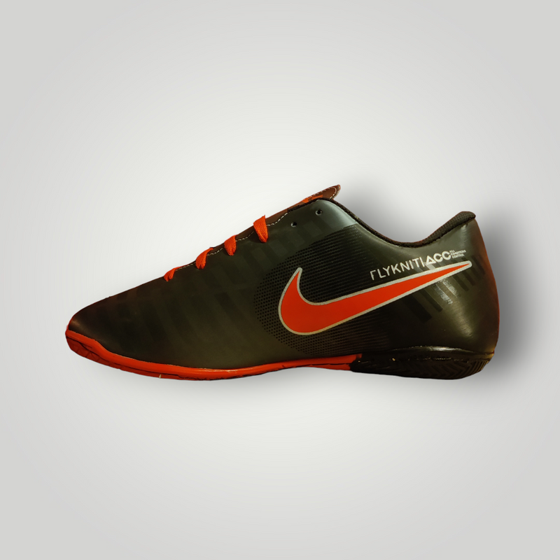 Tenis de Futbol Rápido Modelo NIKE TIEMPO L5 Color Oxford Negro Rojo Tallas del 22 al 25 Mx