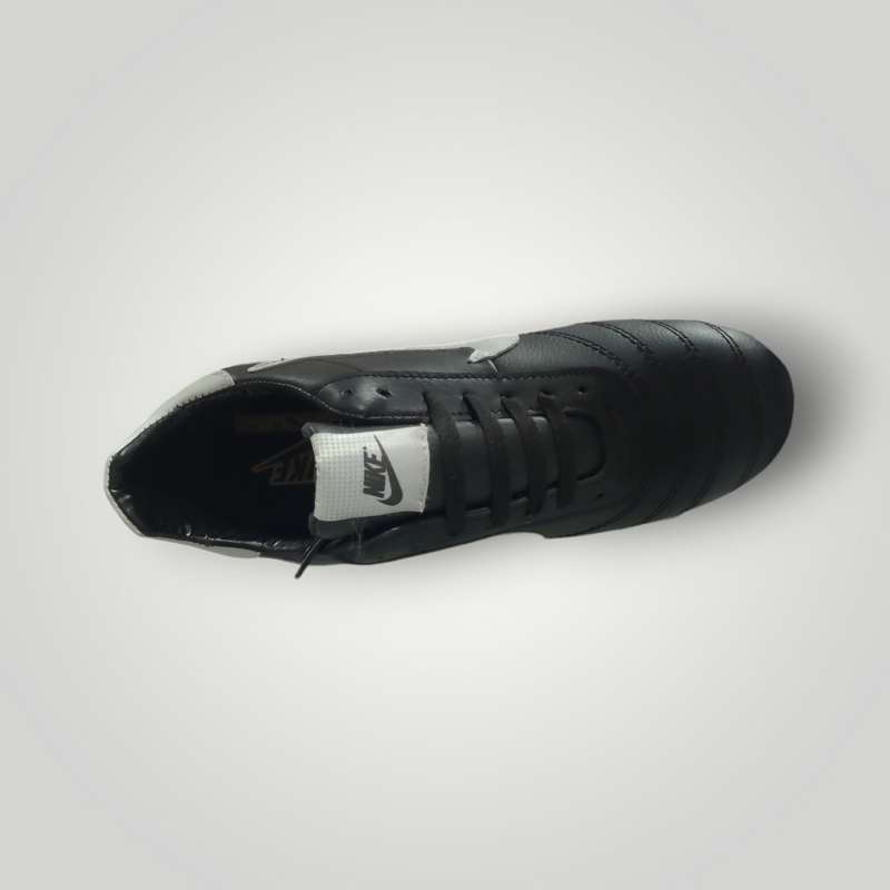 Tachones de Futbol Pasto Natural Modelo NIKE CLÁSICOS Color Negro Blanco Tallas del 25 al 28.5 Mx TRENDY