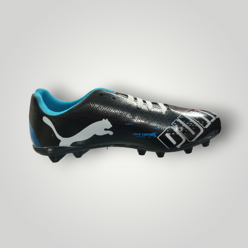 Tachones de Futbol Pasto Natural Modelo 2027 PUMA Color Negro Plata Tallas del 25 al 28.5 Mx TRENDY