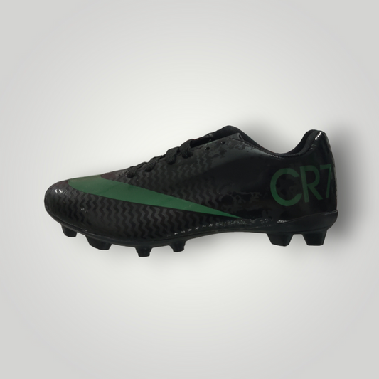 Tachones de Futbol Pasto Natural Modelo CR7 Color Negro Verde Tallas del 22 al 25 Mx TRENDY