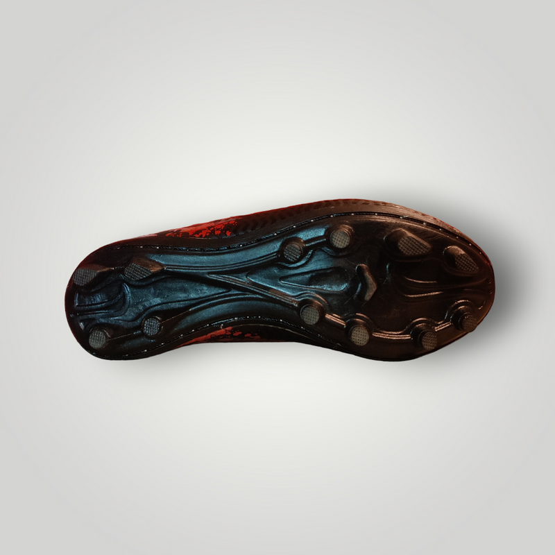 Tachones de Futbol Pasto Natural Modelo NIKE CR7 Color Negro Rojo Negro Tallas del 22 al 25 Mx