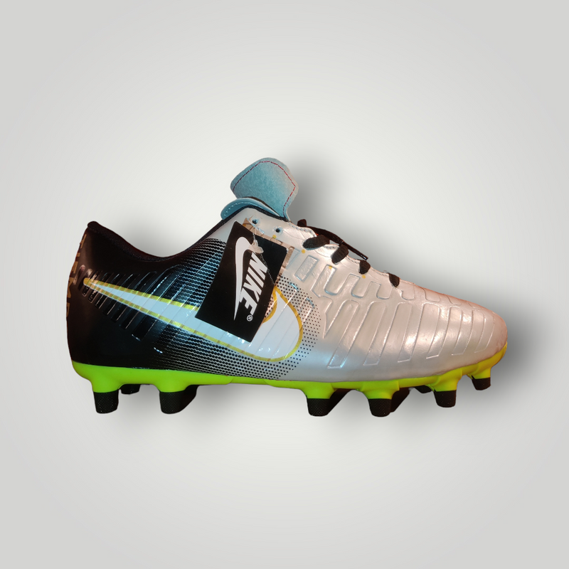 Tachones de Futbol Pasto Natural Modelo NIKE TIEMPO LEGEND 7 Color Plata Negro Amarillo Neón Tallas del 25 al 28.5 Mx