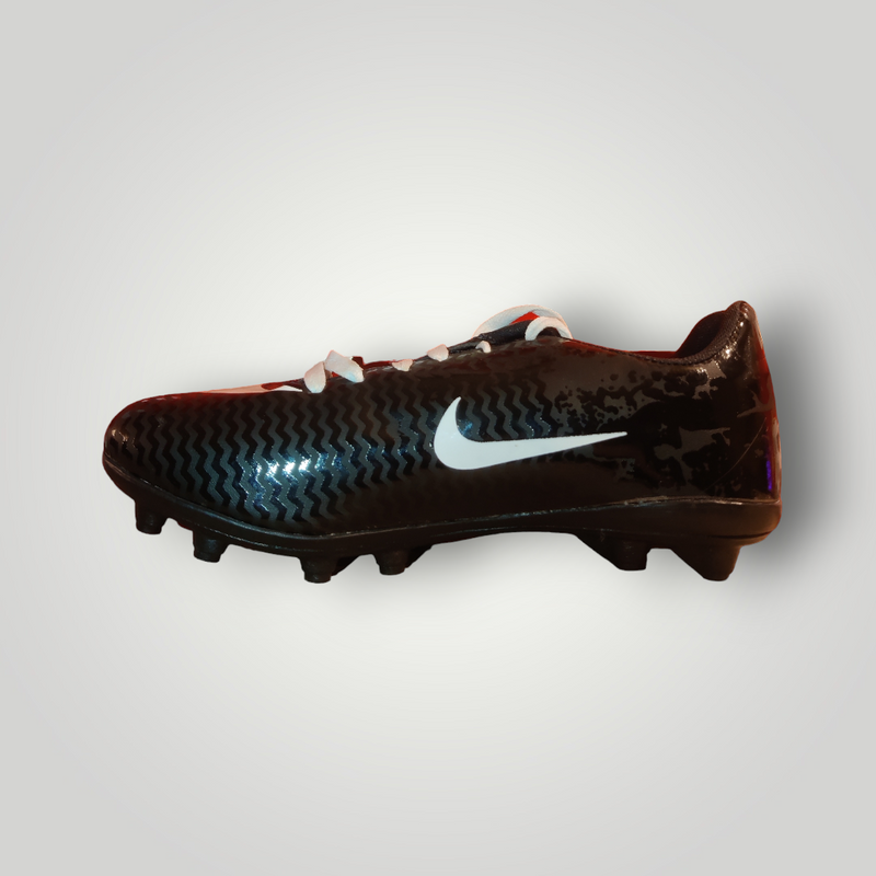 Tenis de Futbol Rápido Modelo CRISTIANO Color Negro Oxford Blanco Tallas del 25 al 28.5 Mx TRENDY