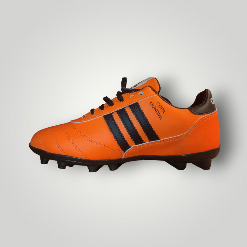 Tachones de Futbol Pasto Natural Modelo Adidas COPA MUNDIAL Color Naranja Negro Tallas del 22 al 25 Mx