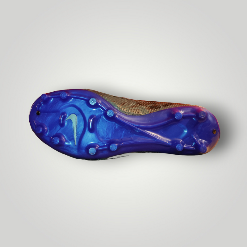 Tachones de Futbol Pasto Natural Modelo NIKE SCORPION GT Color Oxford Negro Rey Tallas del 25 al 28.5 Mx