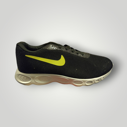 Tenis Deportivos Nike Color Negro Amarillo