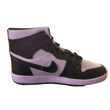 Sneakers Nike Modelo Jordan Color Negro Blanco Tallas 25 al 28,5 Mx