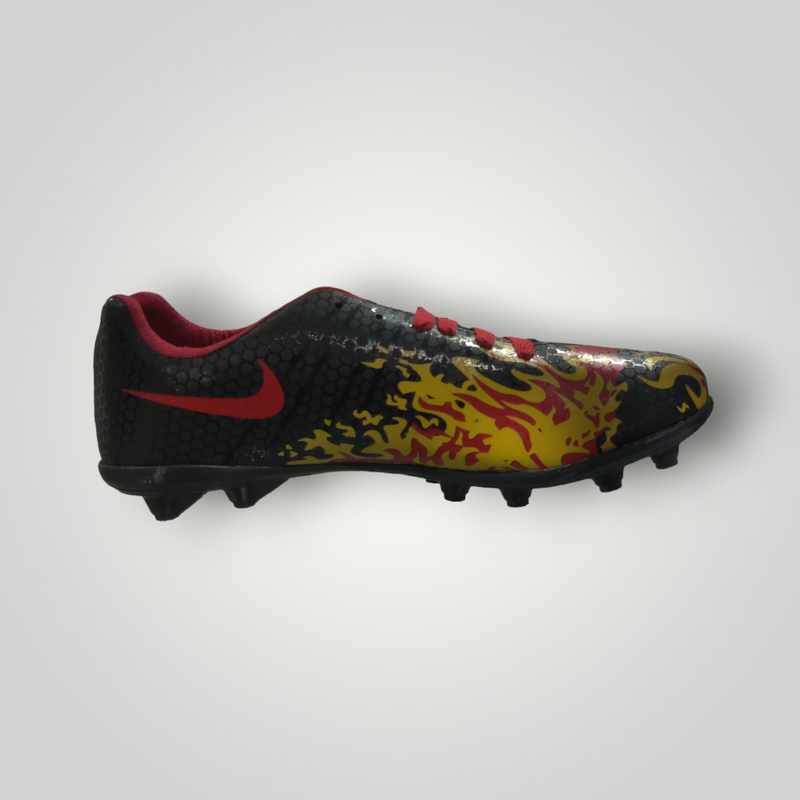 Tachones de Futbol Pasto Natural Modelo CRISTIANO Color Negro Naranja Tallas del 25 al 28.5 Mx TRENDY