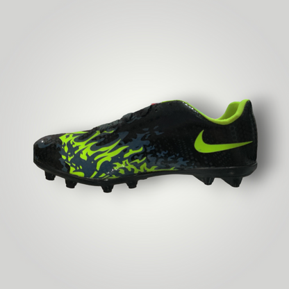Tachones de Futbol Pasto Natural Modelo CRISTIANO Color Negro Oxford Neón Tallas del 25 al 28.5 Mx TRENDY